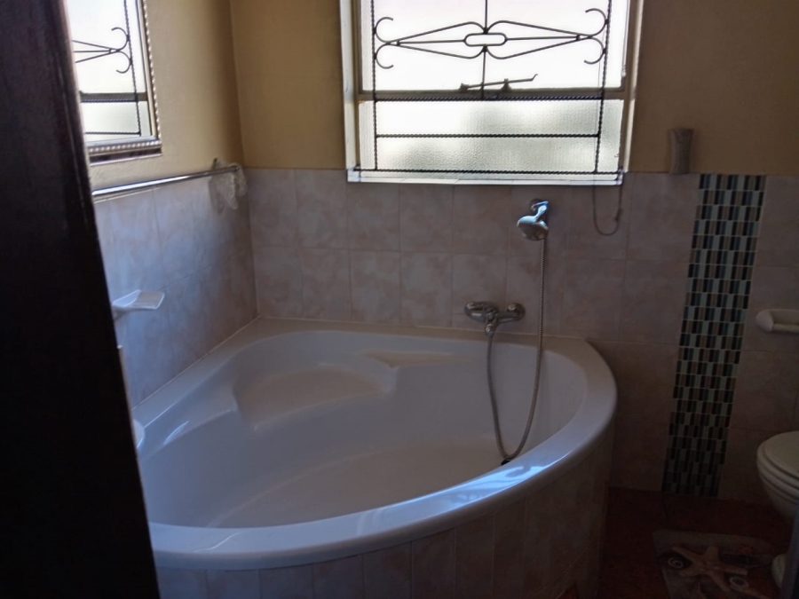 3 Bedroom Property for Sale in Grasslands Free State